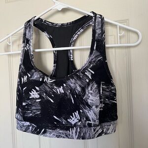 Calvin Klein Black & White Printed Sports Bra – Size M
